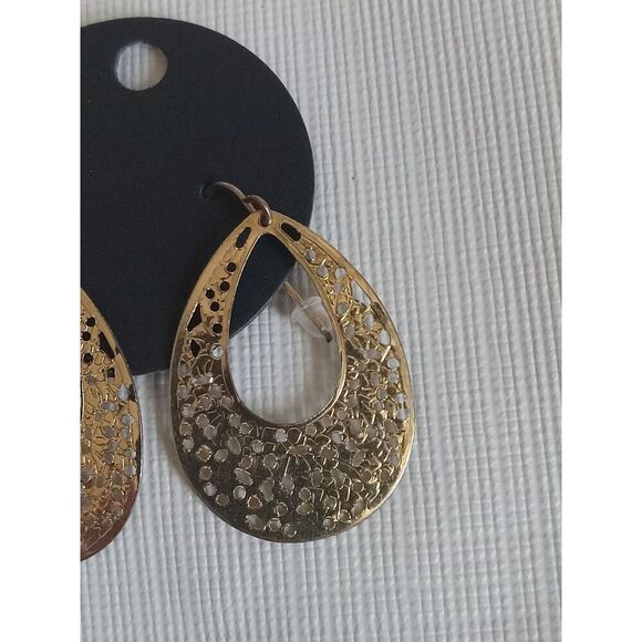 Gold Toned Lightweight Thin Metal Dotted Cutouts Dangle Style Teardrop Earrings - Picture 3 of 8
